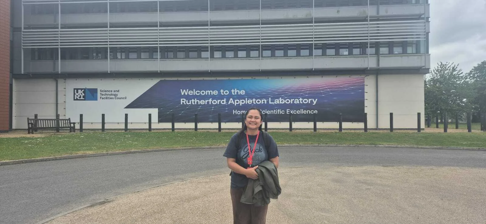 Dosen Matana University Berpartisipasi dalam Penelitian Internasional di Rutherford Appleton Laboratory, Inggris